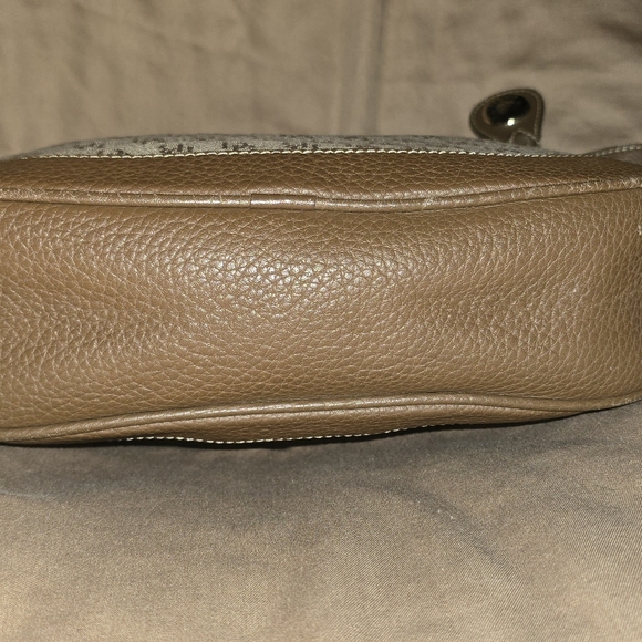 The Dooney & Bourke Signature Hobo Bag - Picture 6 of 10